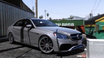 【GTA5载具】梅赛德斯-奔驰 E63 AMG 2014：性能与豪华的完美结合