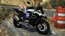 【GTA5载具】2015 BMW R1200GS | 数字仪表版：洛圣都最全的冒险伙伴