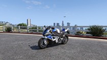 【GTA5载具】宝马 S1000 RR 2014：洛圣都最拉风的赛道猛兽，细节与性能兼备